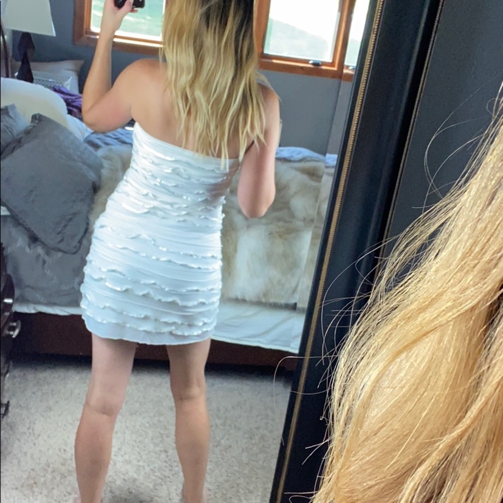 Express Strapless Ruffle Dress, Small - Picture 4 of 8